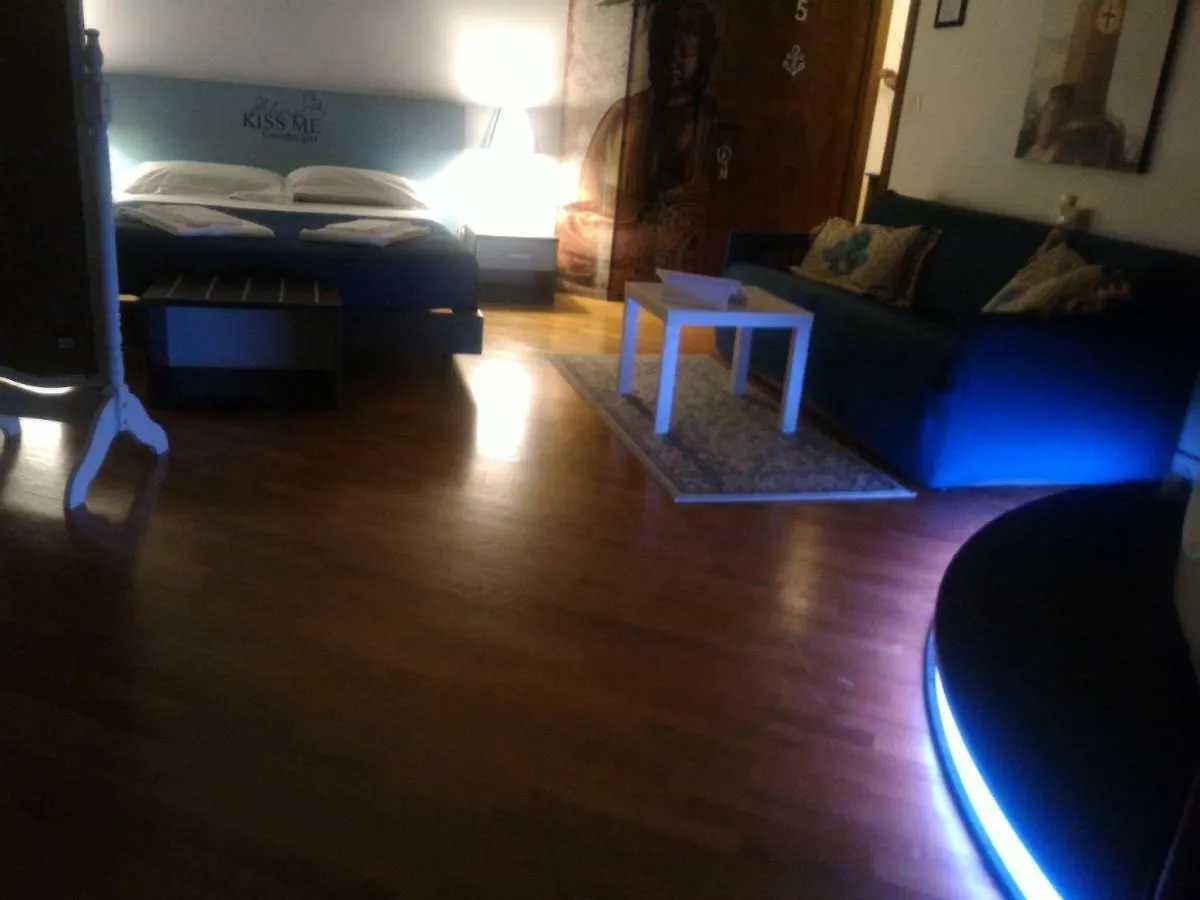 **  Hotel Youri Il Magnifico Genova Italia