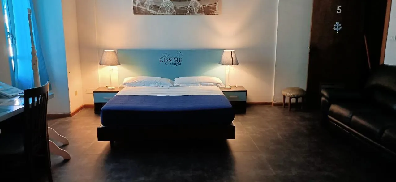 Hotel Youri Il Magnifico Génova 2*,  Itália