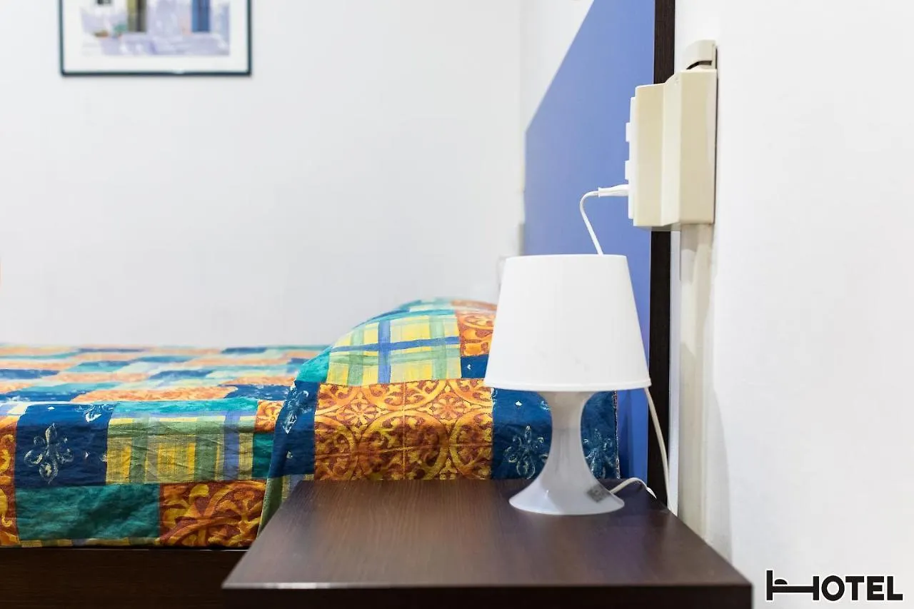 Hotel Youri Il Magnifico Γένοβα 2*,